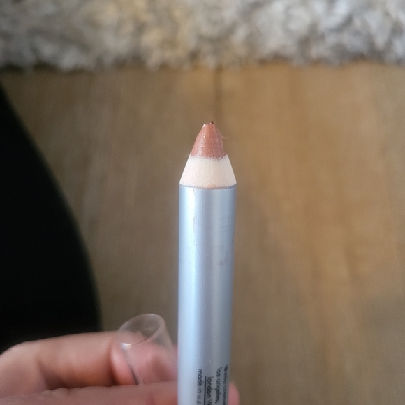 Stila Lip Glaze Stick Vanilla - Picture 3 of 4